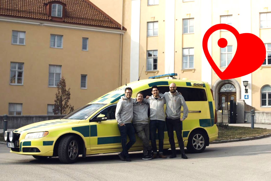 DFH teamet framför ambulans